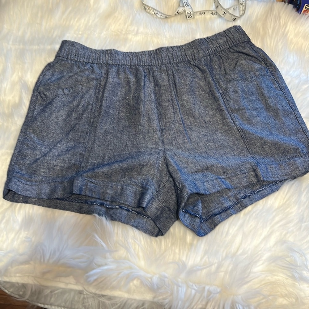 Linen shorts